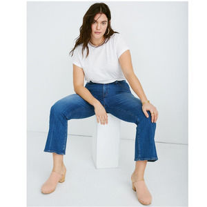 Madewell Curvy Cali Demi Boot Cut Jeans Size 37P